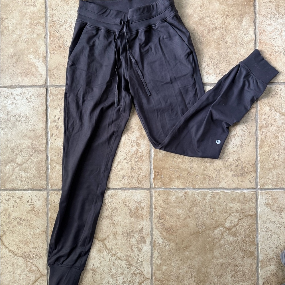 Lulu 🍋 d u p e black Jogger Pants